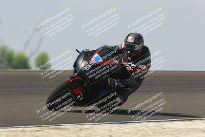 media/Sep-20-2025-TrackDaz (Sat) [[27f0cde673]]/B Group/1120am (Turn 2)/